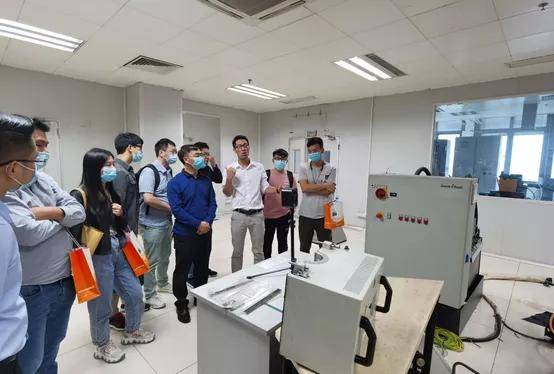 新材料技术开发服务再添创新动力 华为、美的等巨头齐聚力学研讨会，国高材自主研发测试系统首次亮相